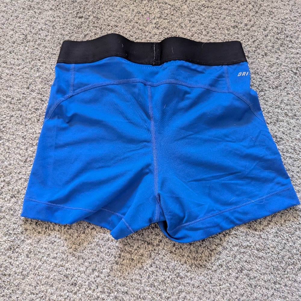 Nike compression shorts 3" - Picture 2 of 2